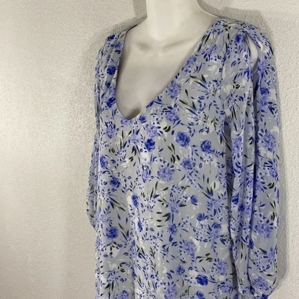 Lulu’s Shifting Dears Light Blue Floral Print Dress